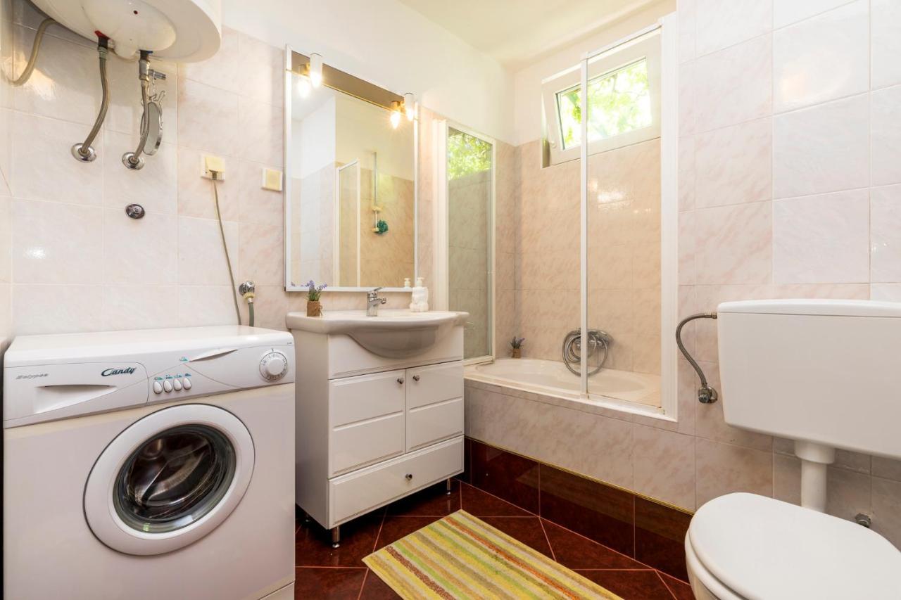 Apartman Maya Mali Losinj Ngoại thất bức ảnh